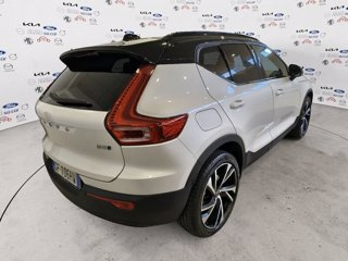 VOLVO XC40 B5 AWD Geartronic R-design