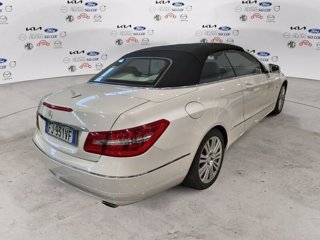 MERCEDES E 300 BlueEFFICIENCY Avantgarde