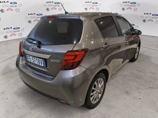 TOYOTA Yaris 1.3 5 porte Lounge