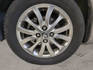 TOYOTA Yaris 1.3 5 porte Lounge