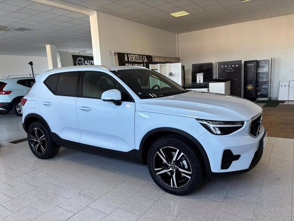 VOLVO XC40 B3 automatico Core