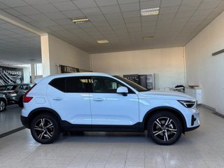 VOLVO XC40 B3 automatico Core