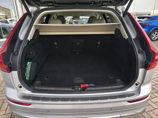 VOLVO XC60 B4 automatico Plus Bright