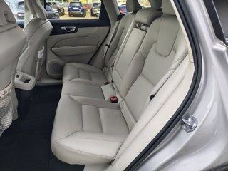 VOLVO XC60 B4 automatico Plus Bright